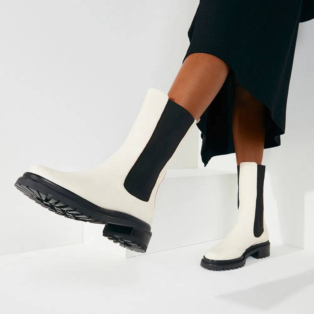 Queen Off White Boot - Paula Torres Shoes 